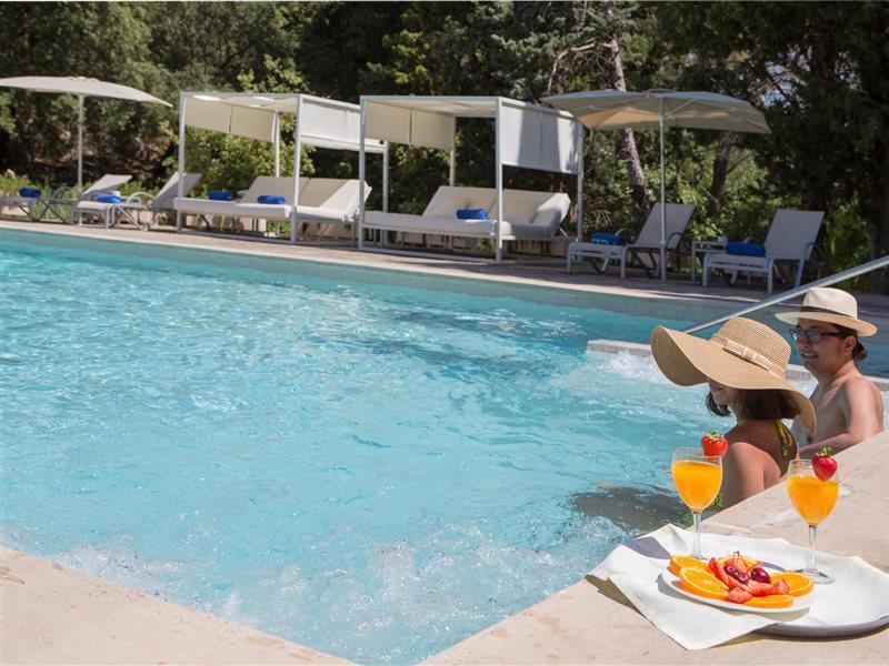 L'Hermitage Hotel & Spa Ориент Екстериор снимка