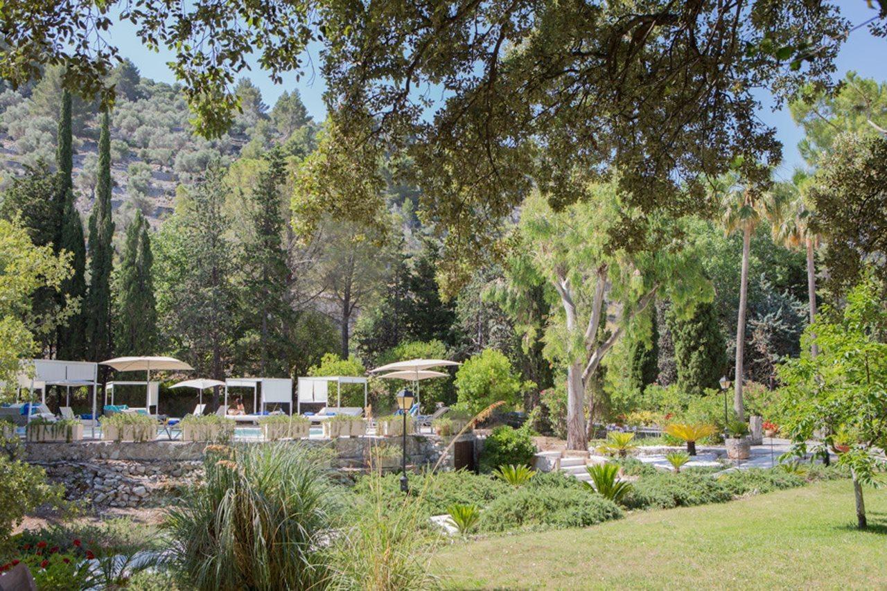 L'Hermitage Hotel & Spa Ориент Екстериор снимка