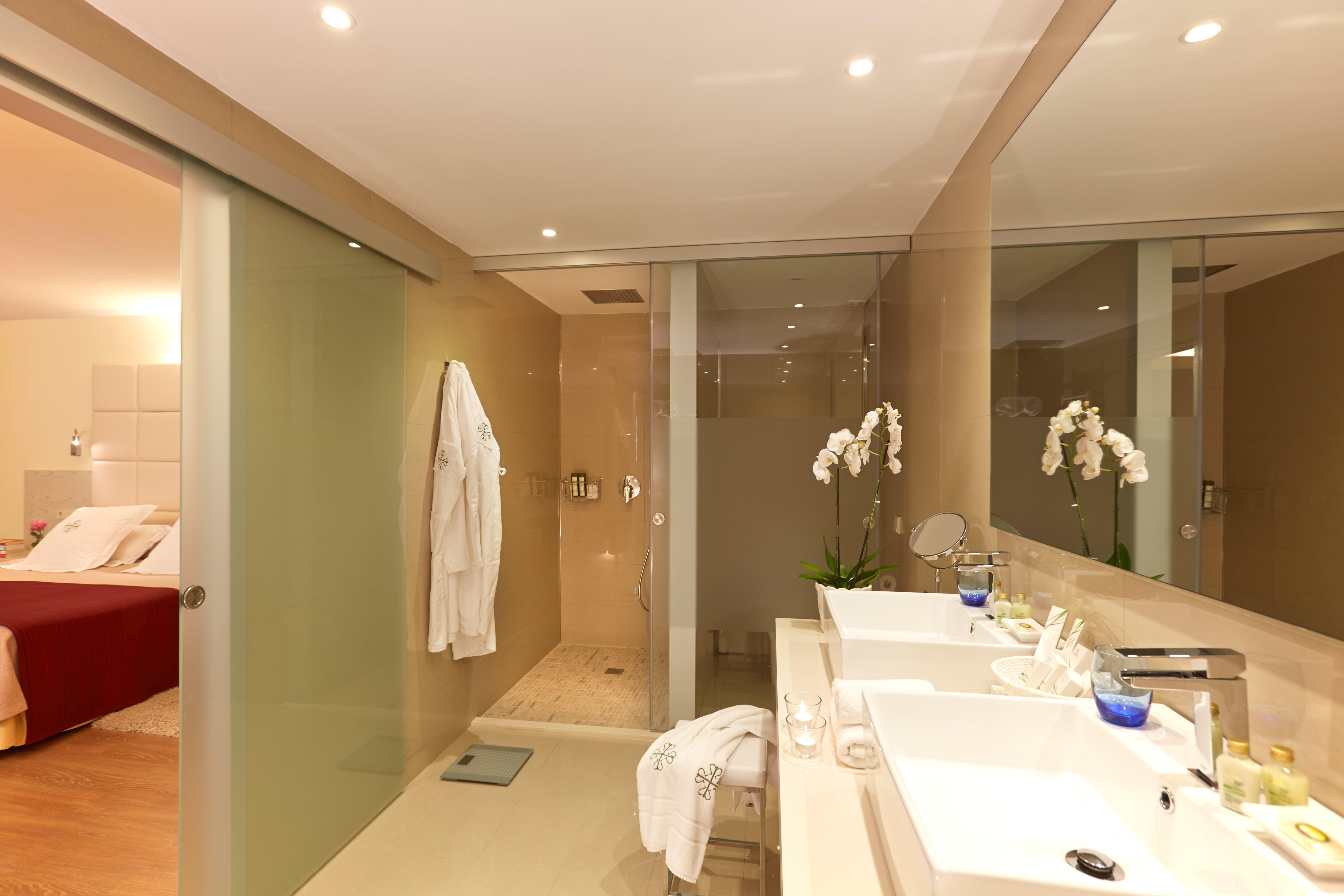 L'Hermitage Hotel & Spa Ориент Екстериор снимка