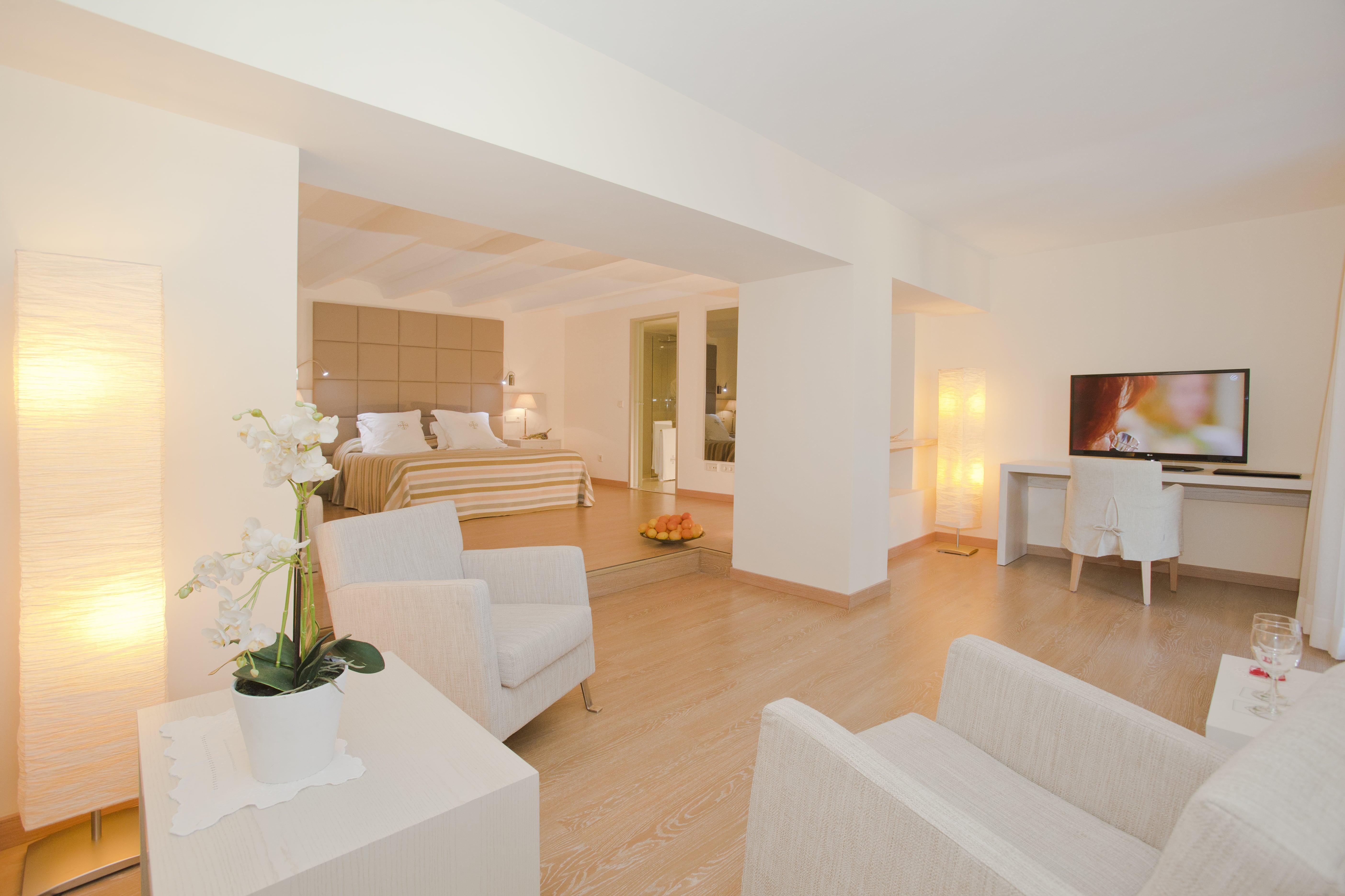 L'Hermitage Hotel & Spa Ориент Екстериор снимка