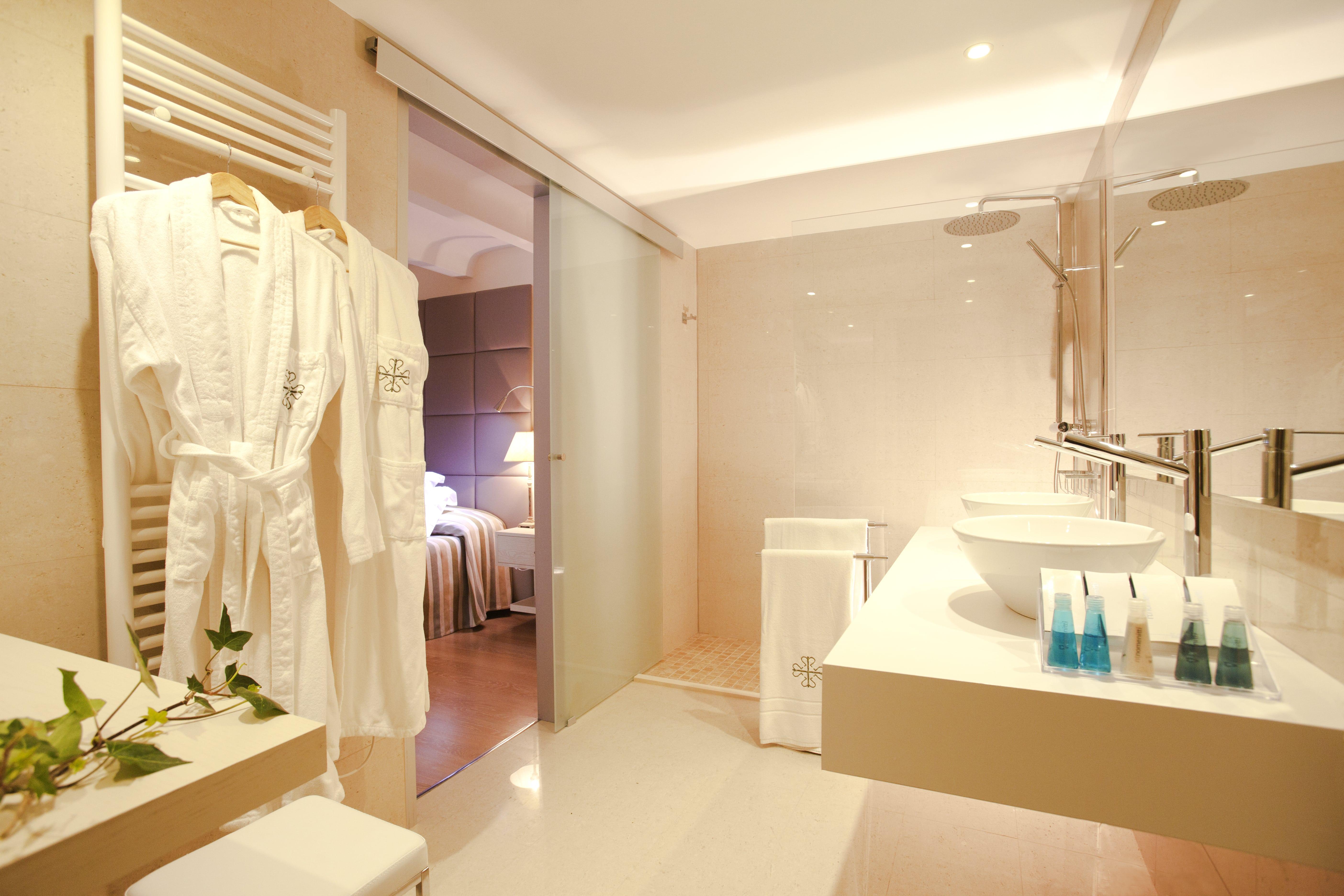 L'Hermitage Hotel & Spa Ориент Екстериор снимка