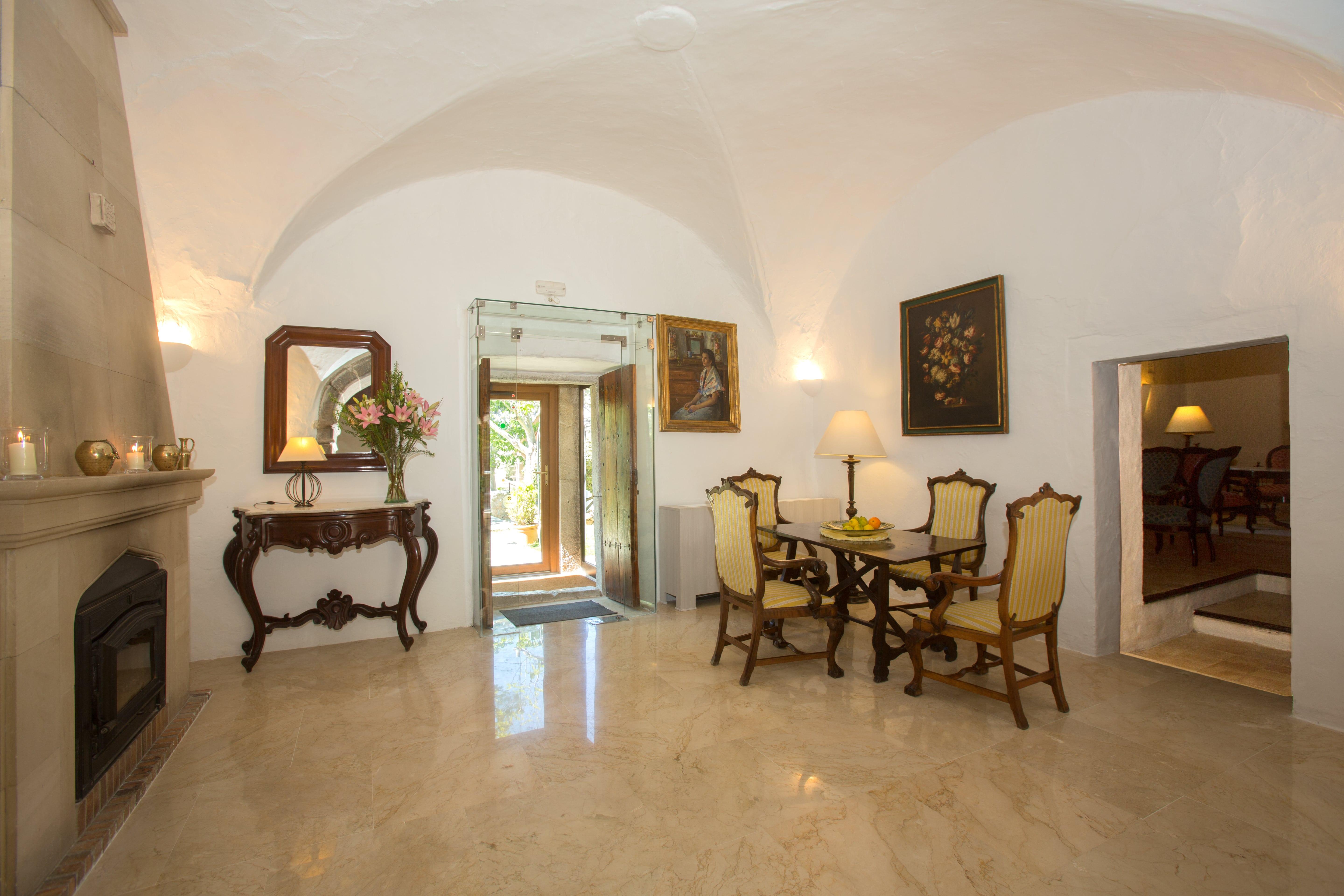 L'Hermitage Hotel & Spa Ориент Екстериор снимка